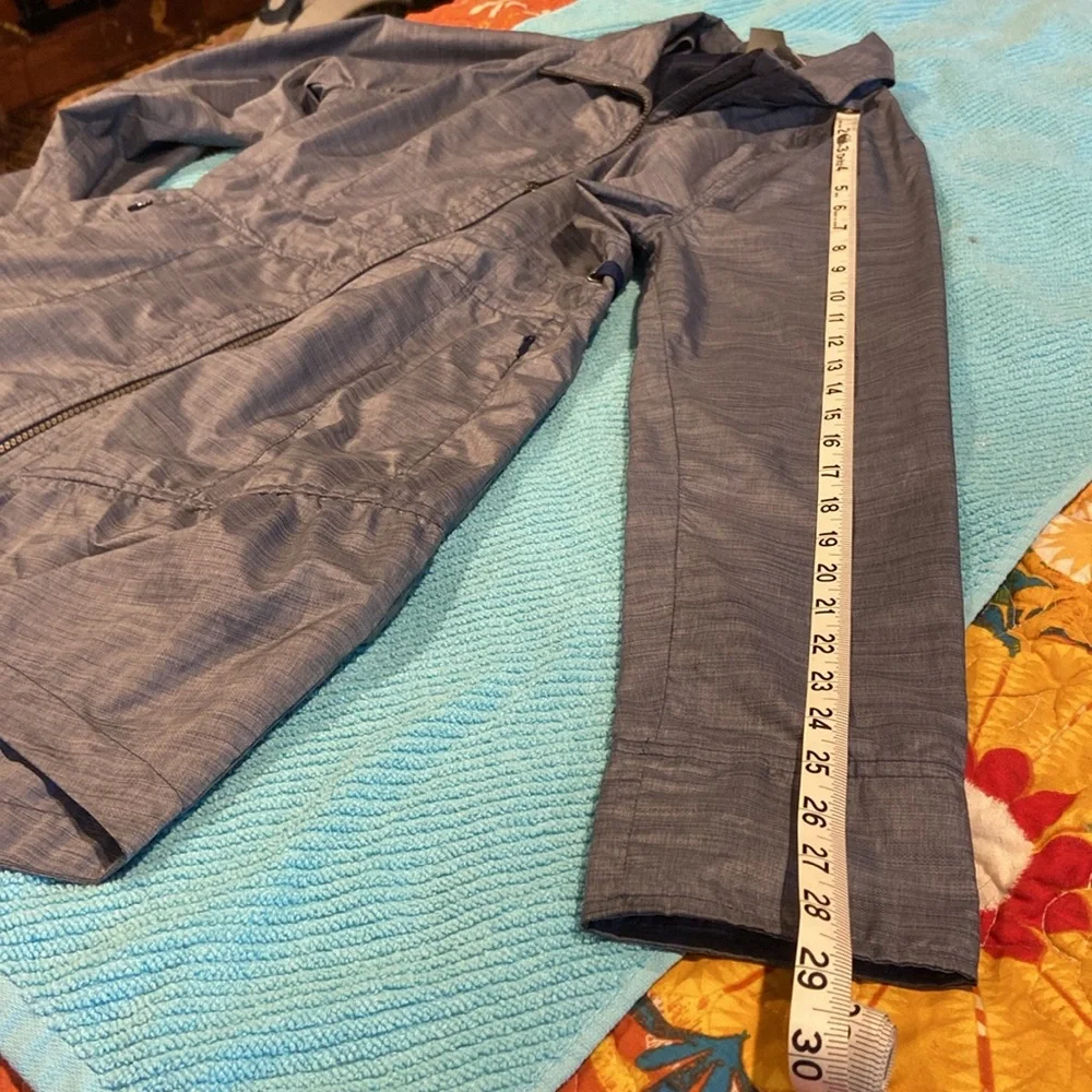 Athleta City Chic lightweight rain Jacket - Picture 16 of 16